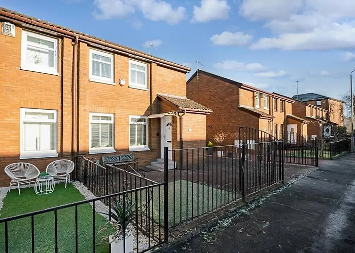 Stylish 2-Bed House Private Driveway